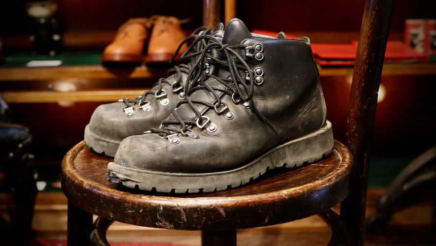 DANNER ・「Mountain Light」のオールソール。｜BLOG｜ユニオン