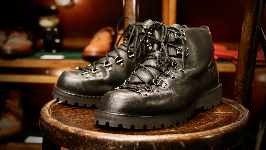 DANNER ・「Mountain Light」のオールソール。｜BLOG｜ユニオン