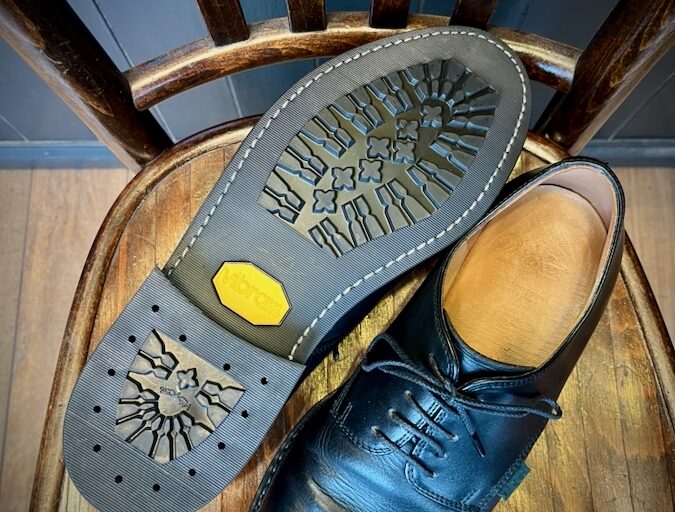 幻のブーツ　革張り　Salomon SPK100 幻のブーツ 革張り Salomon SPK100